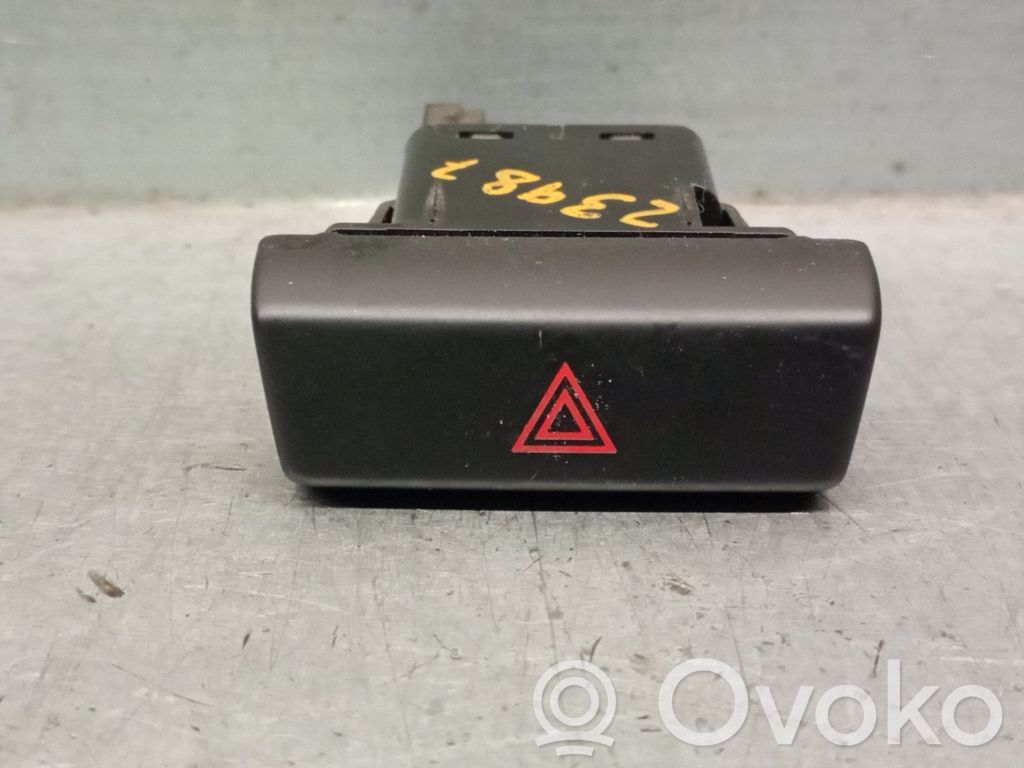 Hazard light switch   DA6A664H0,DA6A664H0