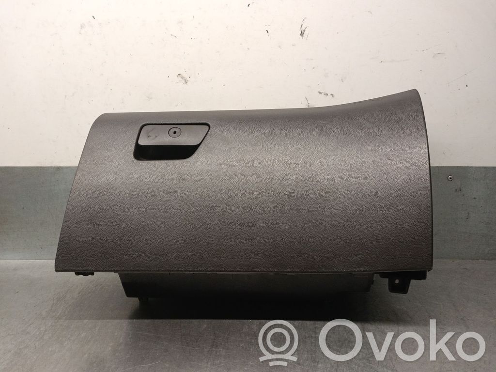 Ford Mondeo MK V Guantera 
