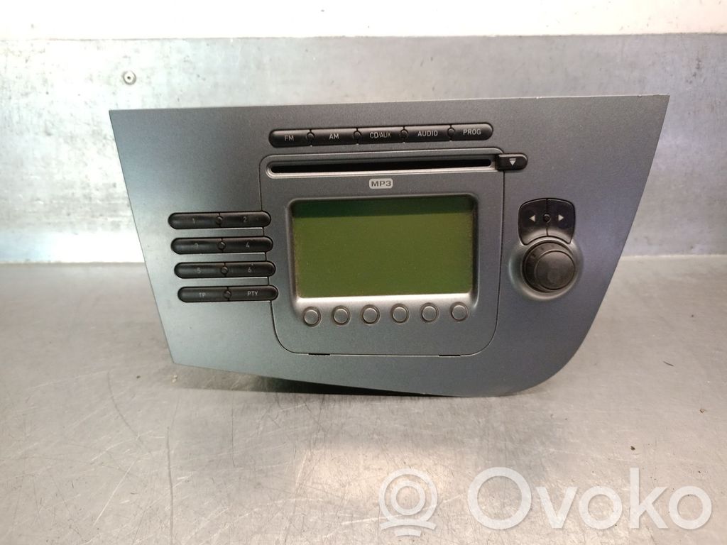 Seat Leon (1P) HiFi Audio sound control unit 