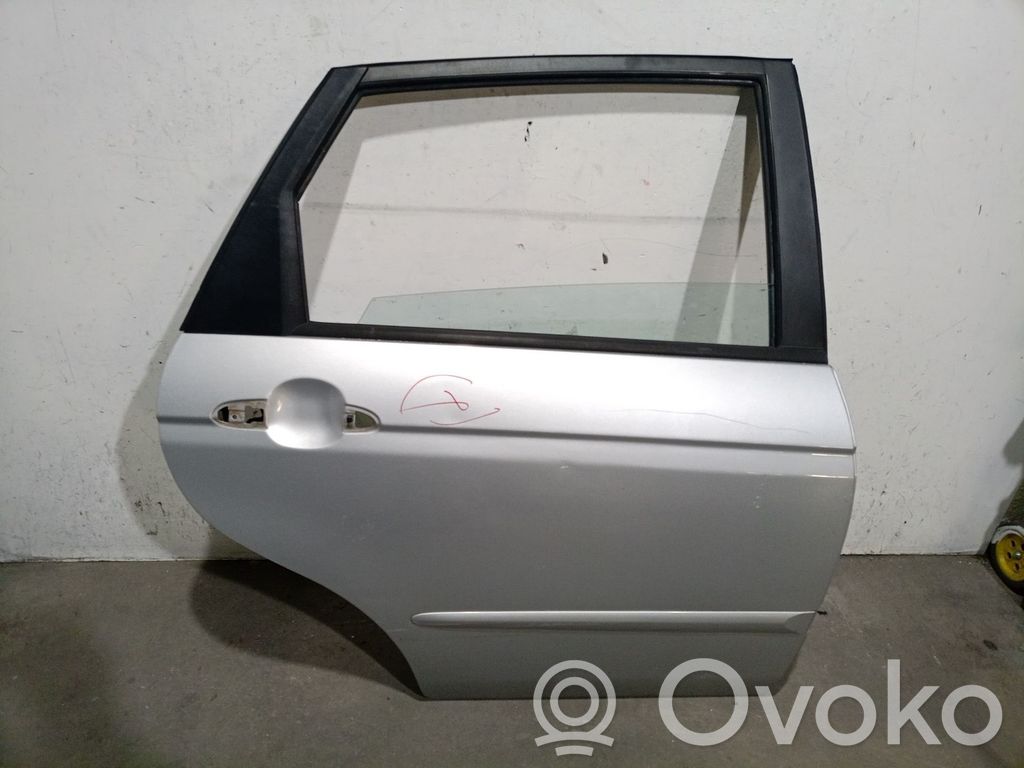 KIA Cerato Puerta trasera 
