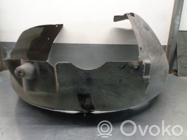 Audi A4 S4 B6 8E 8H Rivestimento paraspruzzi passaruota anteriore 