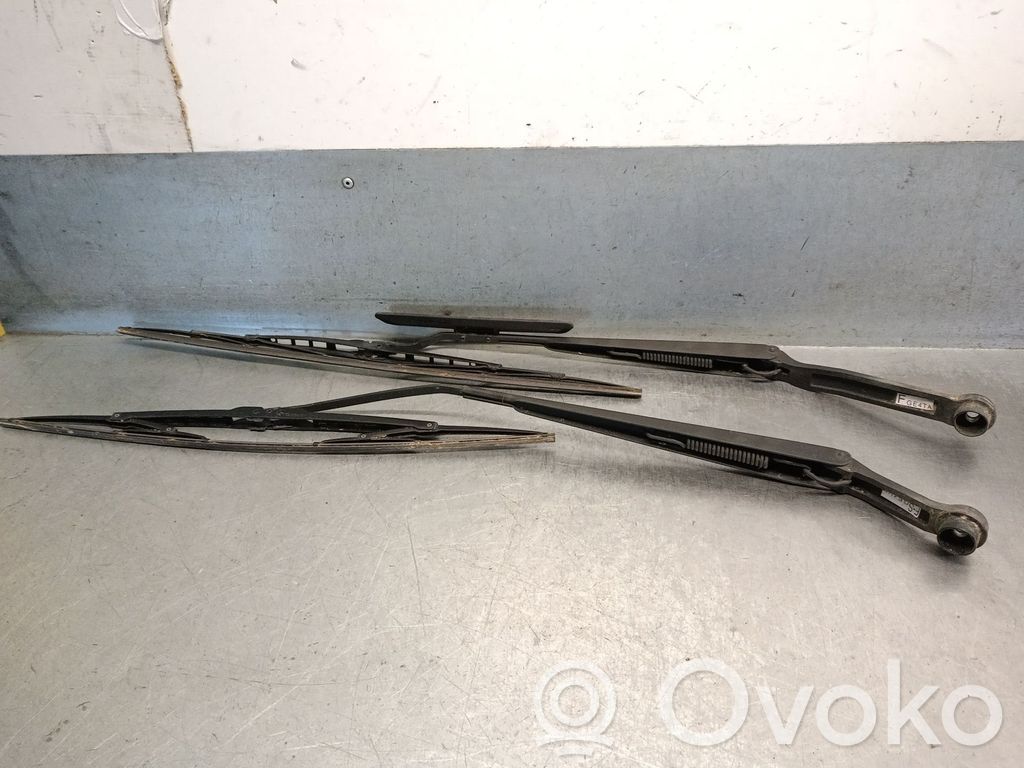 Mazda 626 Wischerarm vorne 