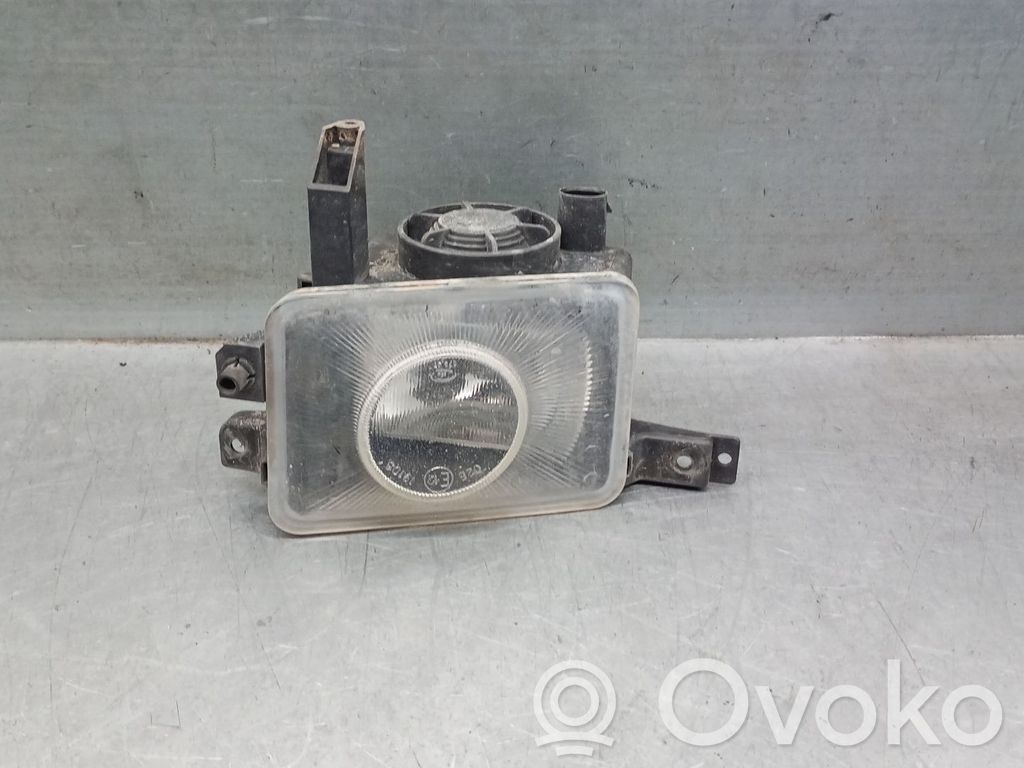 Opel Corsa B Etusumuvalo 