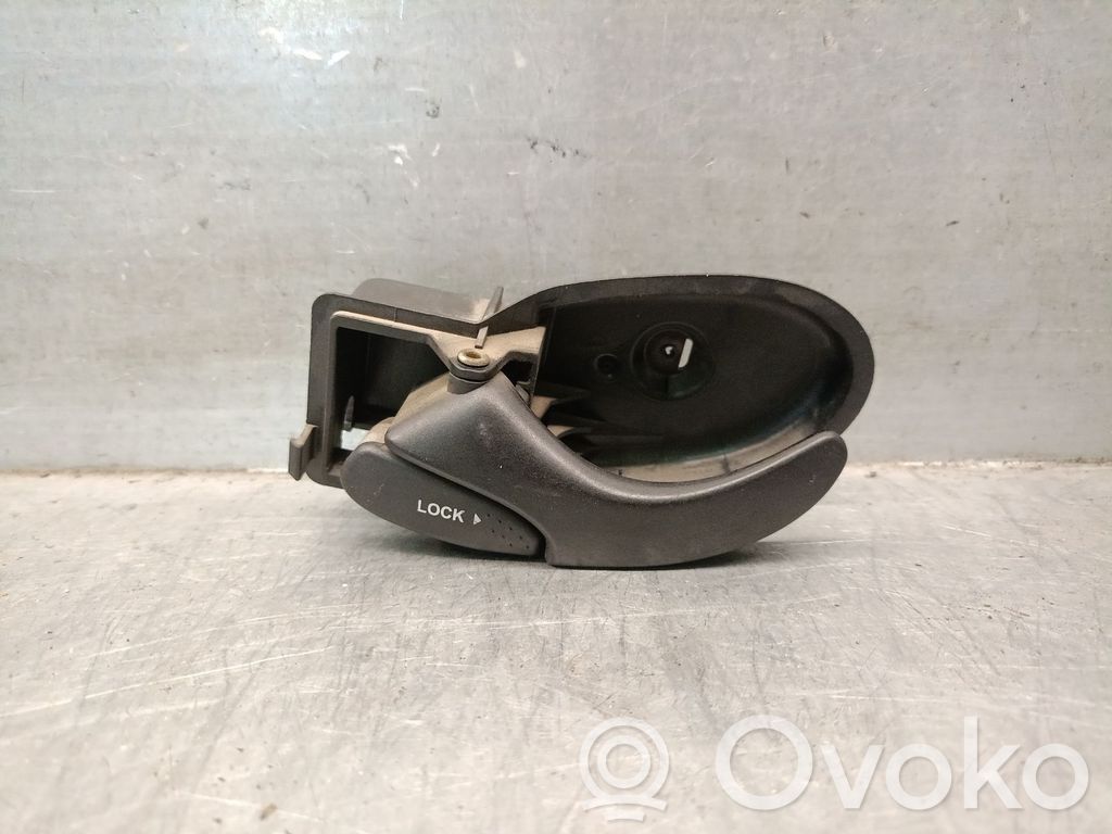 Ford Focus Front door interior handle 