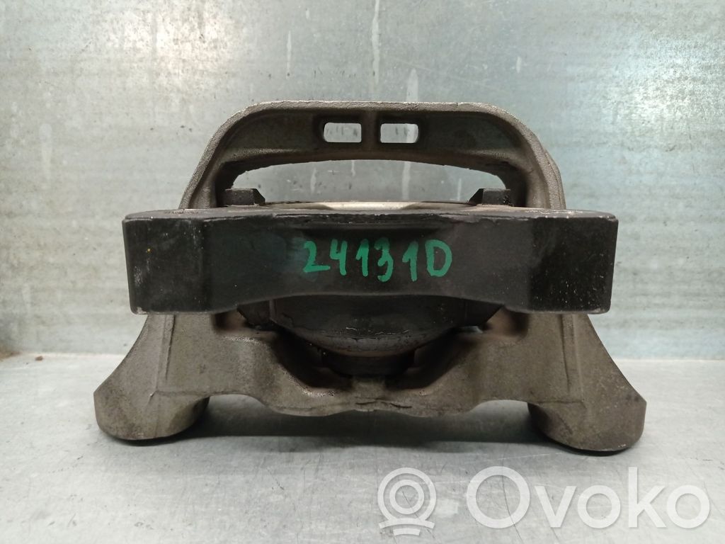 Ford Focus Engine mount bracket 