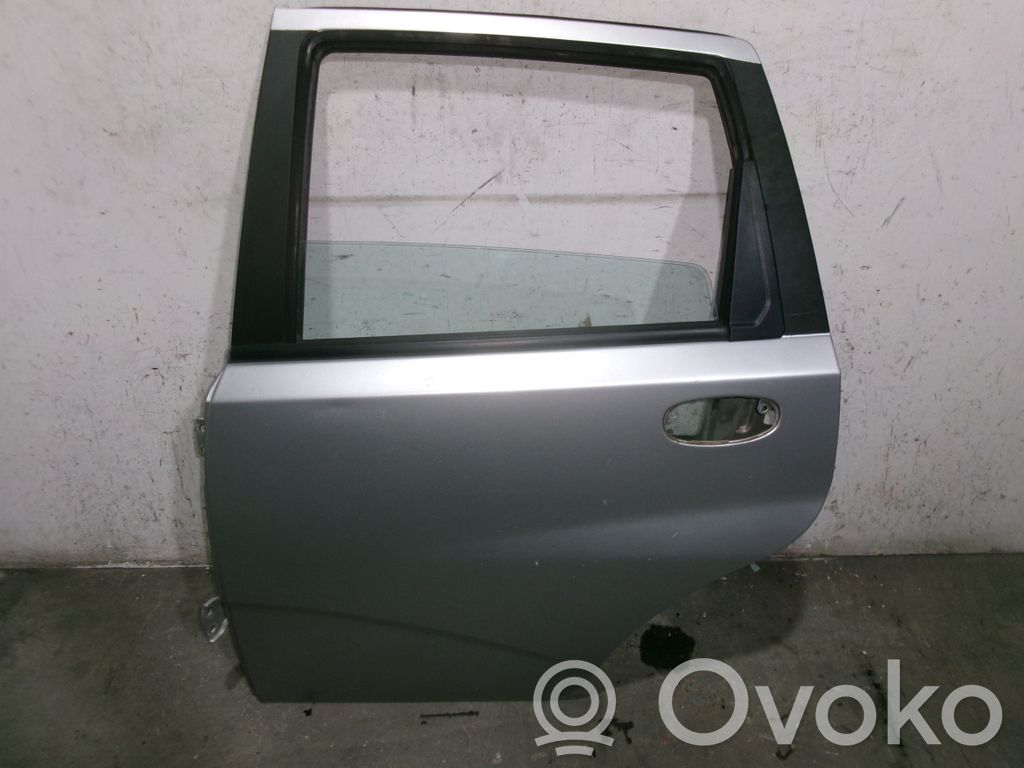 Chevrolet Aveo Puerta trasera 