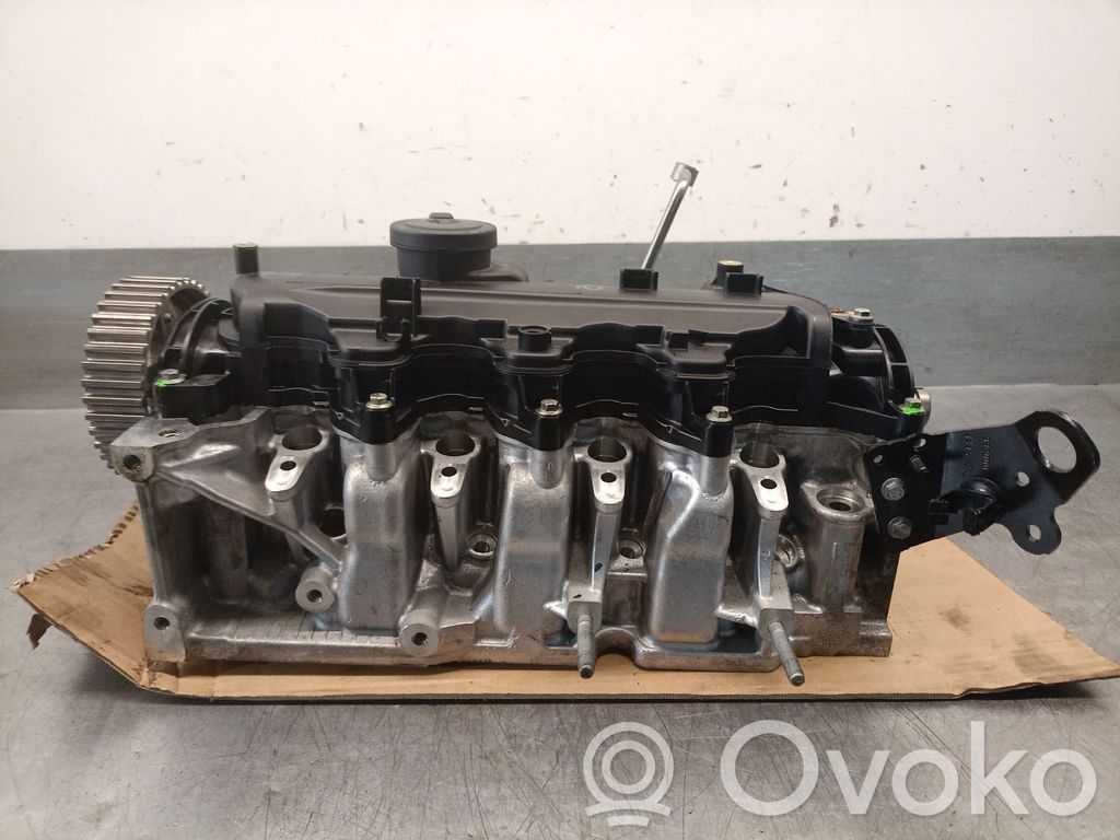 Engine head   110428257R,8200629199