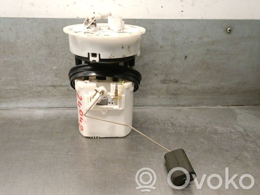 Mazda 2 Bomba interna de combustible 
