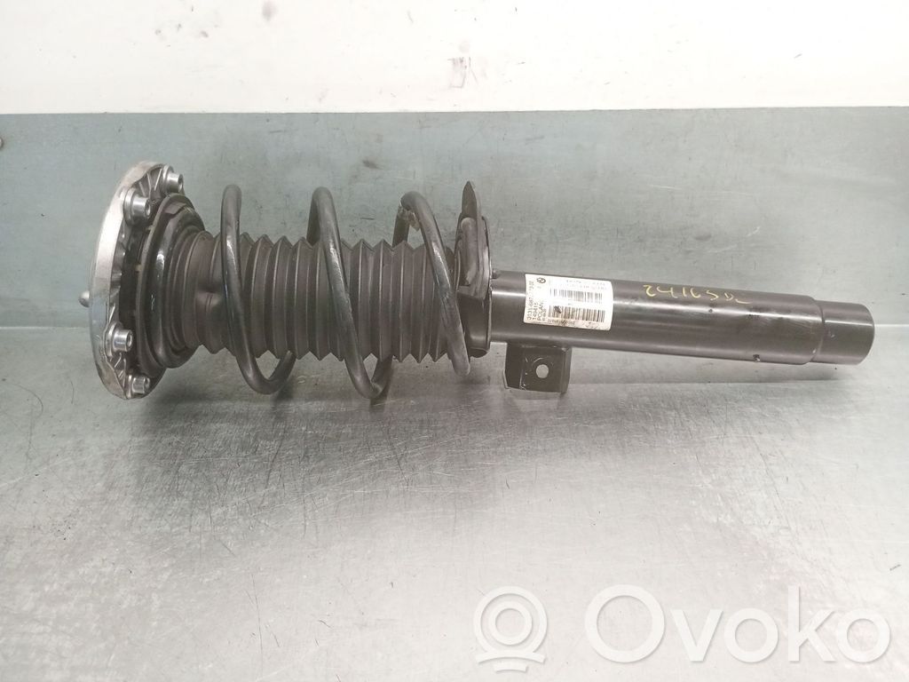 BMW 3 F30 F35 F31 Amortyzator osi przedniej ze sprężyną 