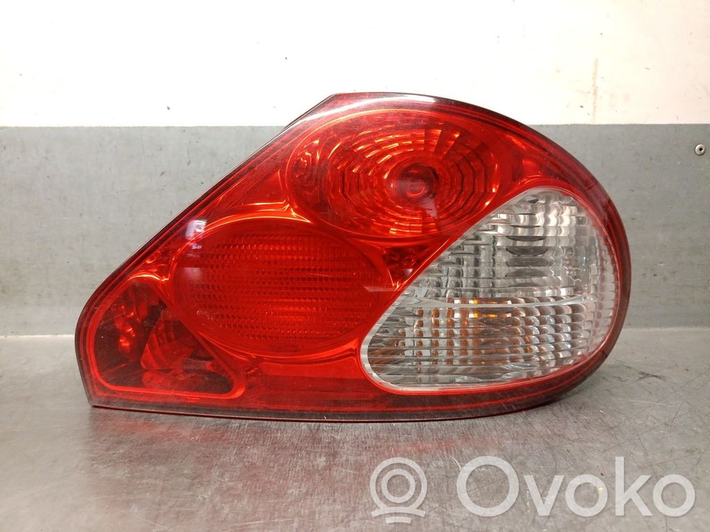 Jaguar X-Type Rear/tail lights 