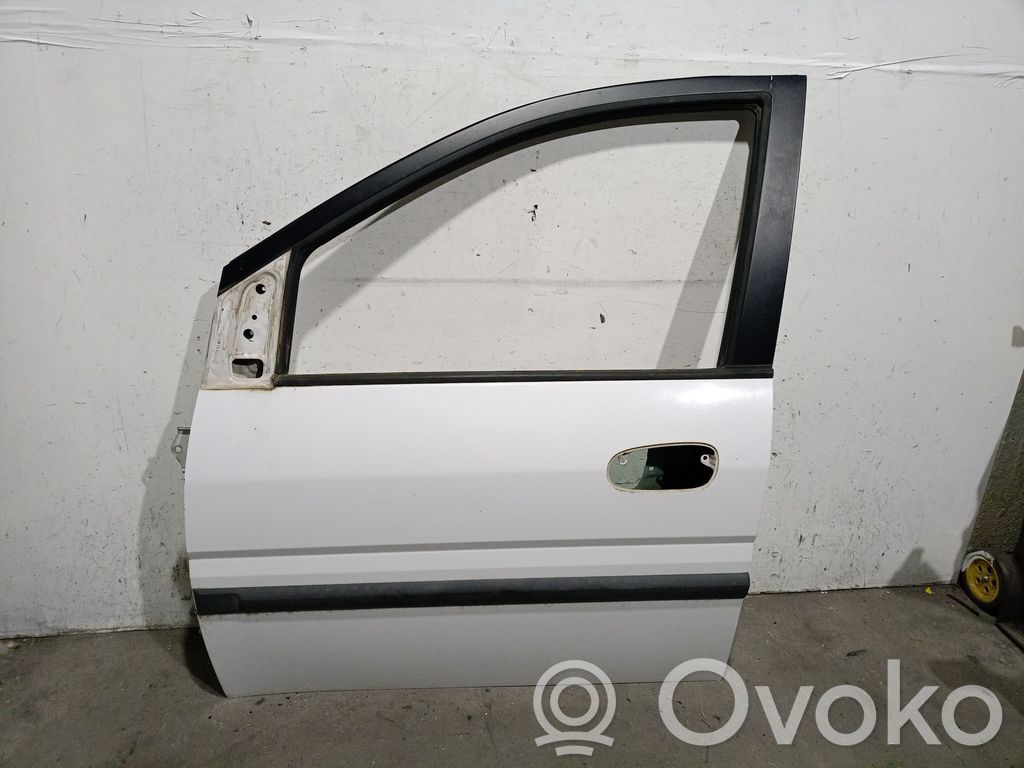 Hyundai Matrix Puerta delantera 