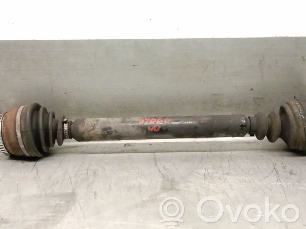 Audi A4 S4 B6 8E 8H Etuvetoakseli 