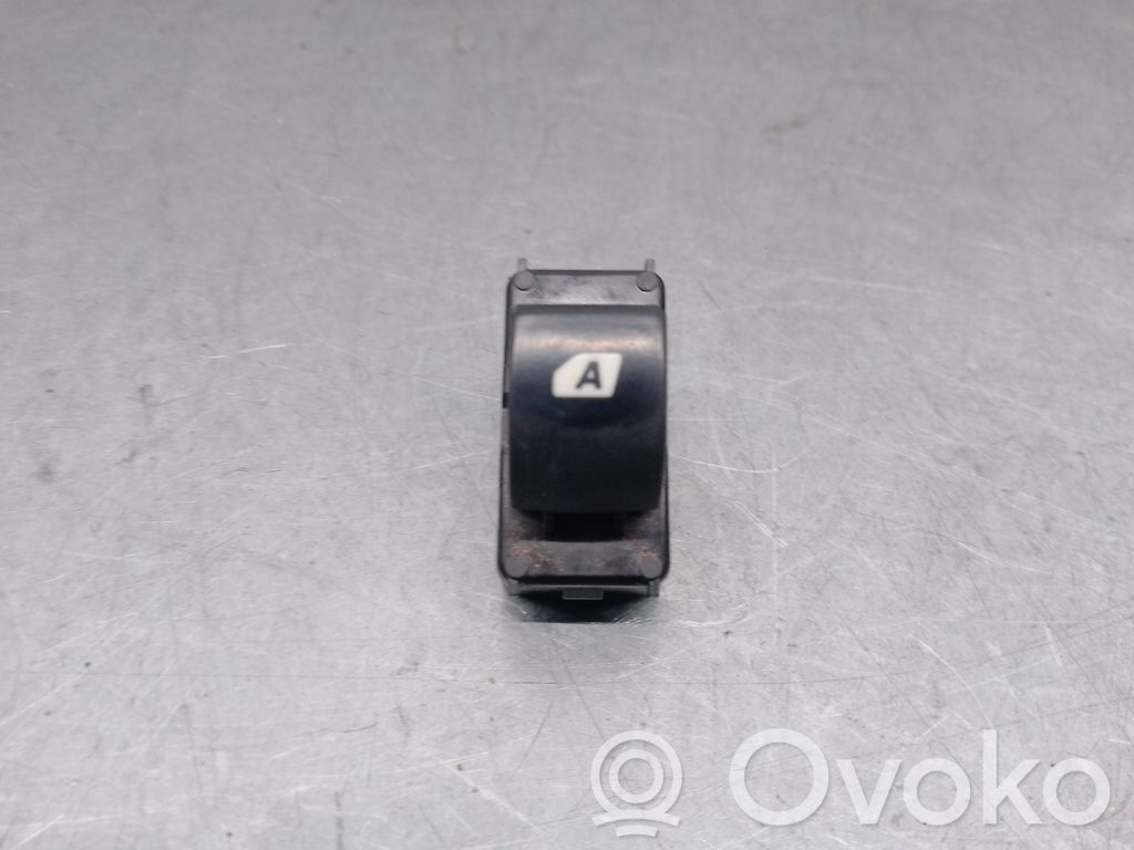 Peugeot Partner Electric window control switch 