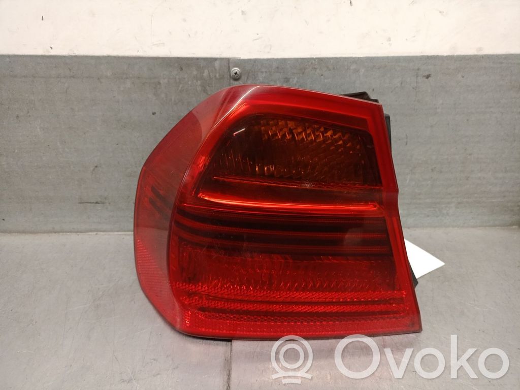 Rear/tail lights   6937457,63216937457
