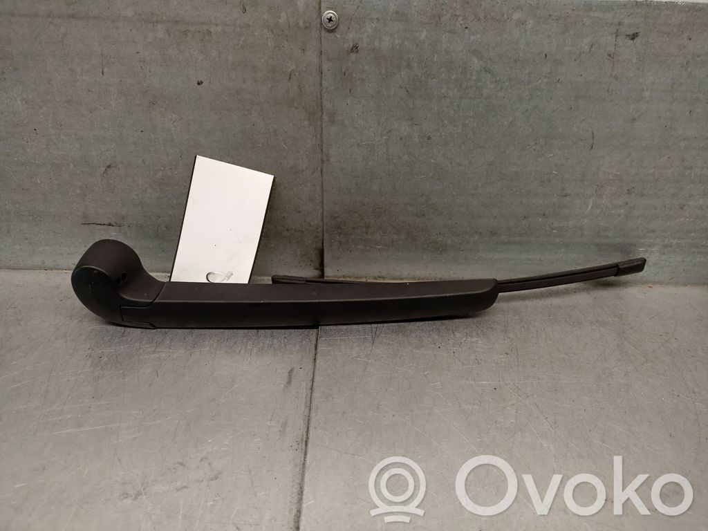Audi A1 Braccio della spazzola tergicristallo posteriore 