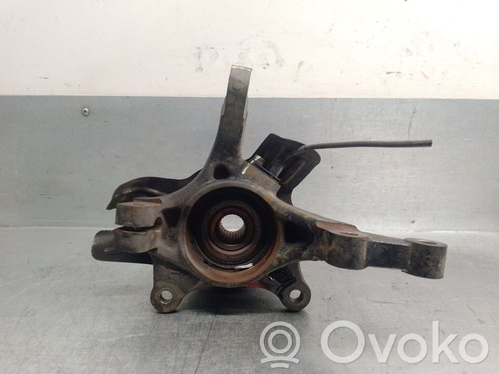 KIA Carens III Achsschenkel vorne