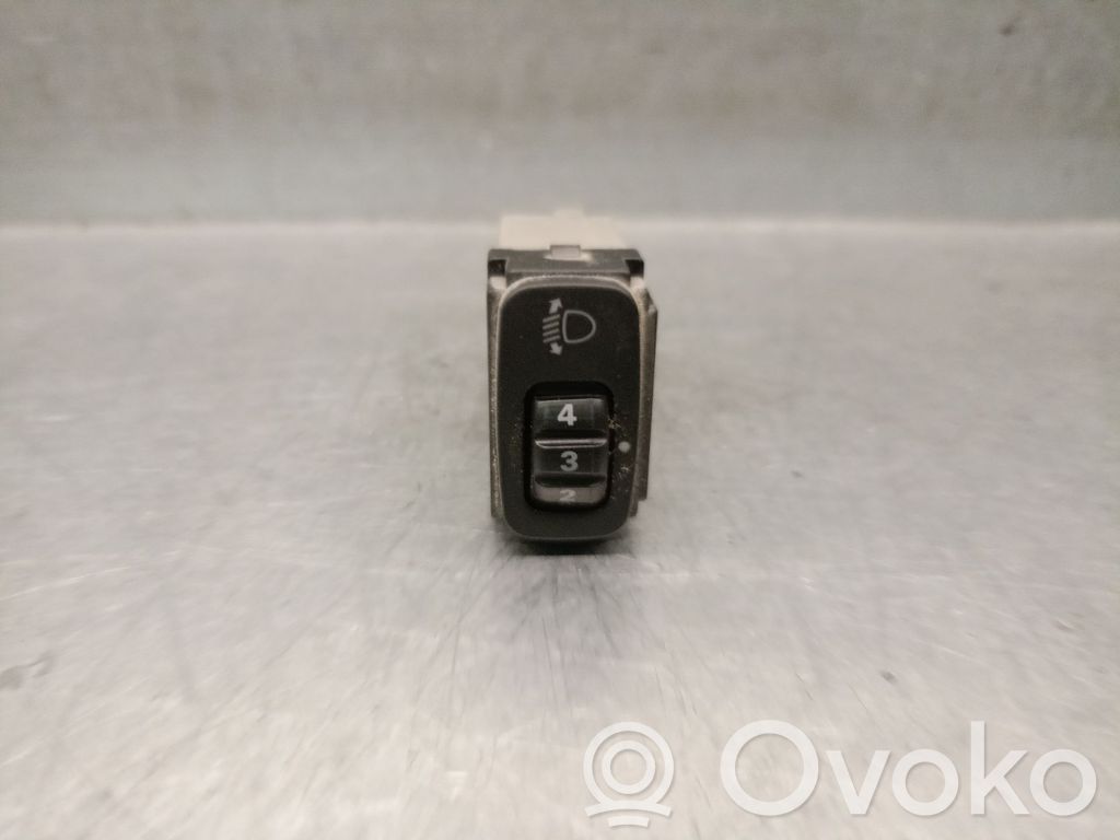 Panel lighting control switch   MR506482,MR506482
