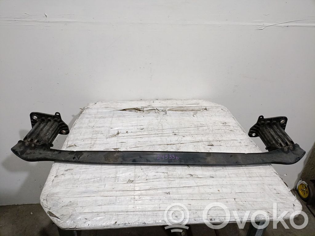 Fiat 500L Suport montare bară față 