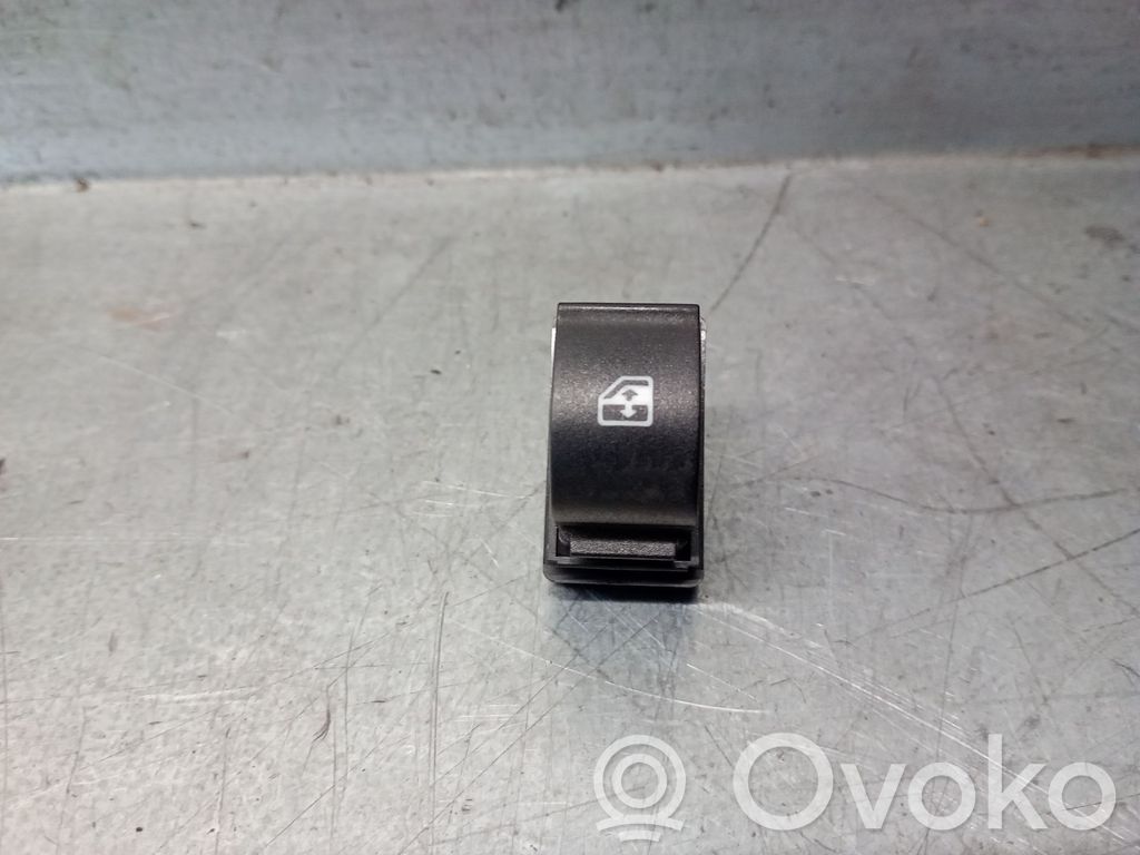 Fiat Tipo Electric window control switch 