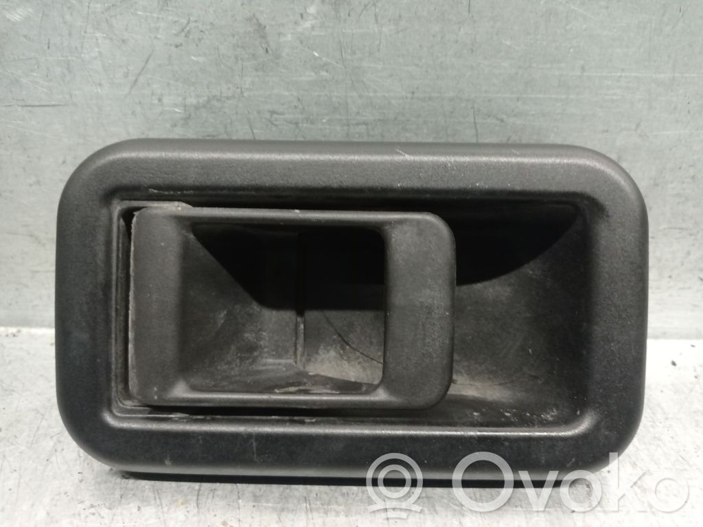 Manecilla interna puerta delantera   911747,911747