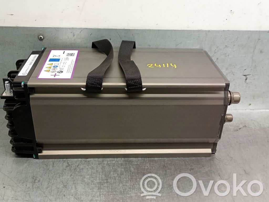BMW 2 F46 Batteria auto