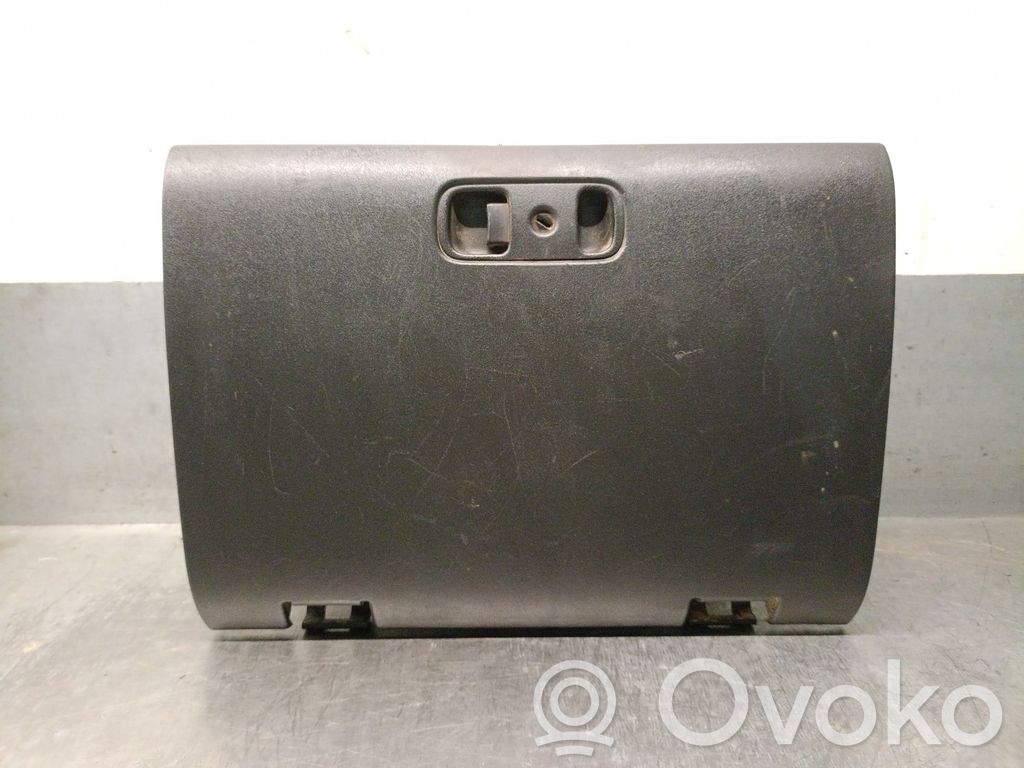 Mitsubishi Montero Vano portaoggetti 