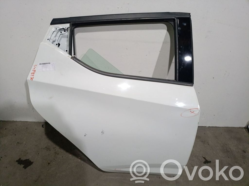 Nissan Micra C+C Puerta trasera 