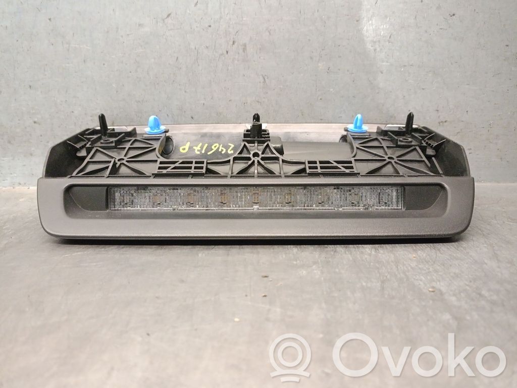 Dacia Duster II Luce d’arresto centrale/supplementare