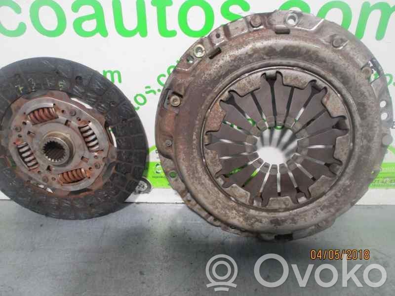 Toyota Avensis T220 Kit d'embrayage