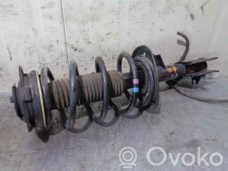 Nissan Qashqai+2 Ansamblu amortizor cu arc față 
