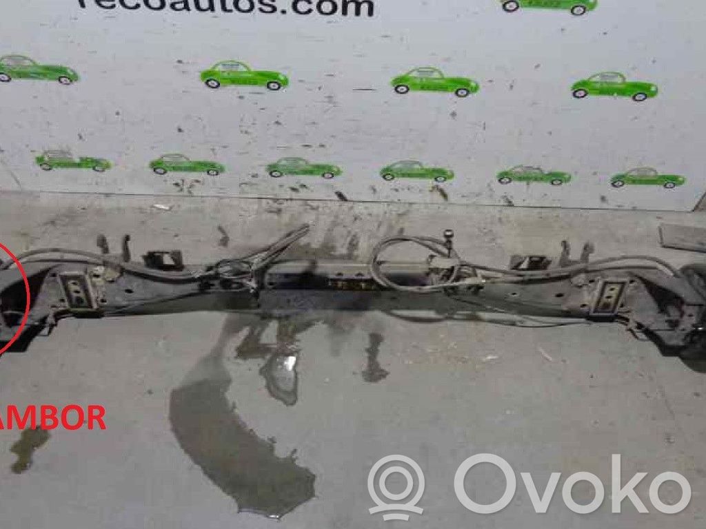 Nissan NV200 Belka osi tylnej z reduktorem 