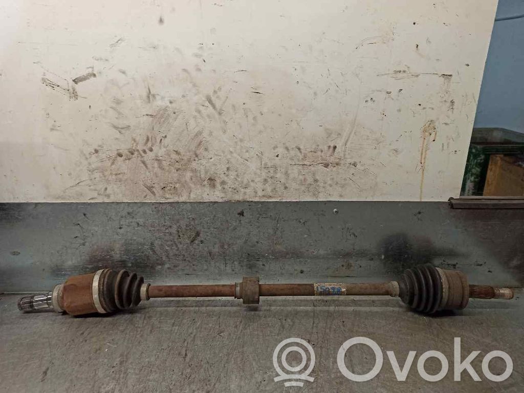 Etuvetoakseli   MR980748
