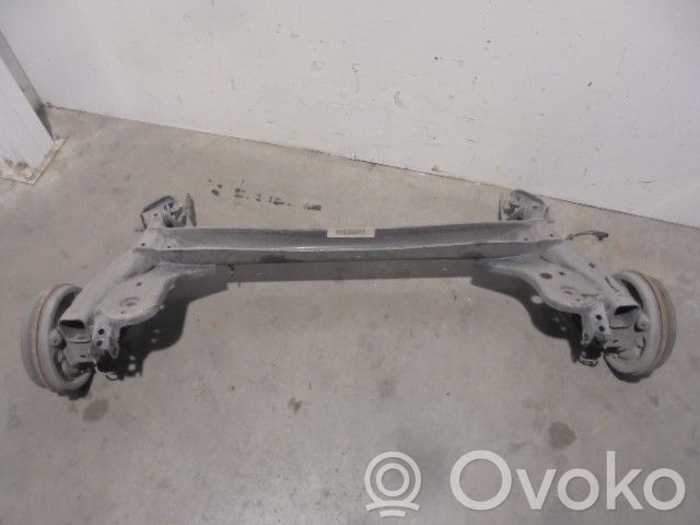 Ford B-MAX Belka osi tylnej z reduktorem 
