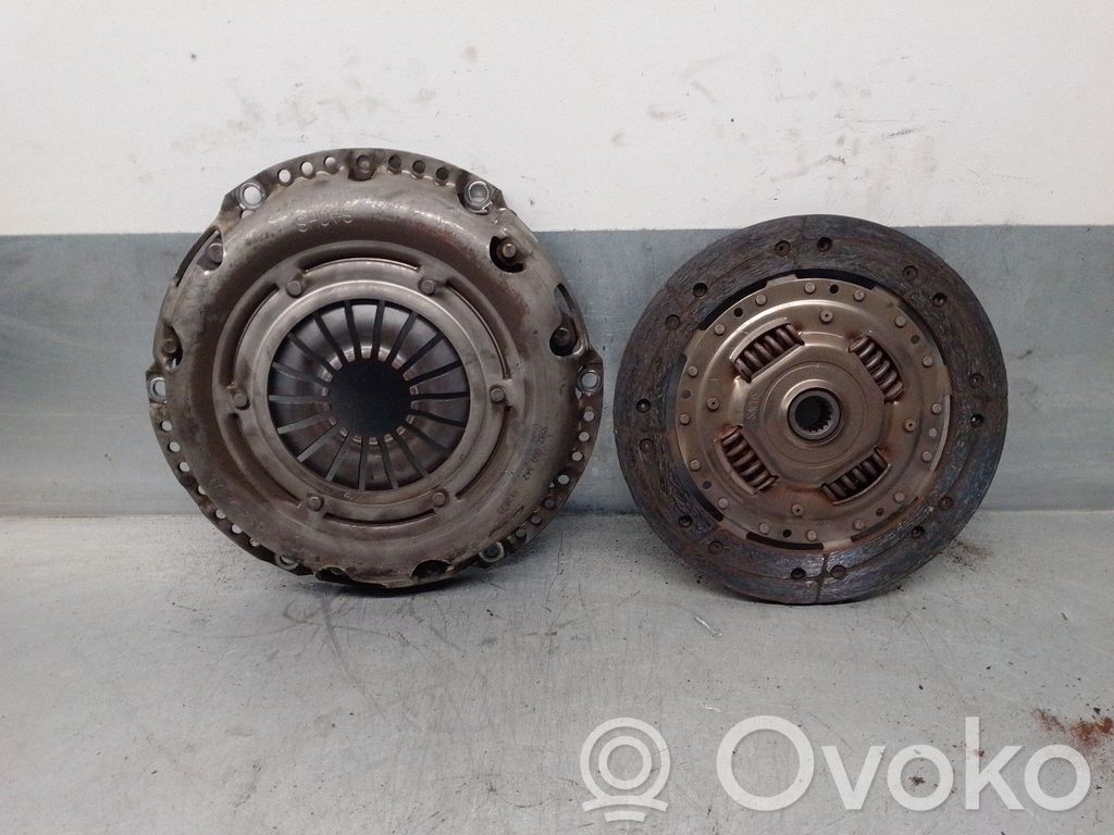 Ford Focus Kit d'embrayage 