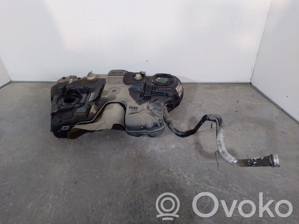 Volvo V60 Serbatoio del carburante 