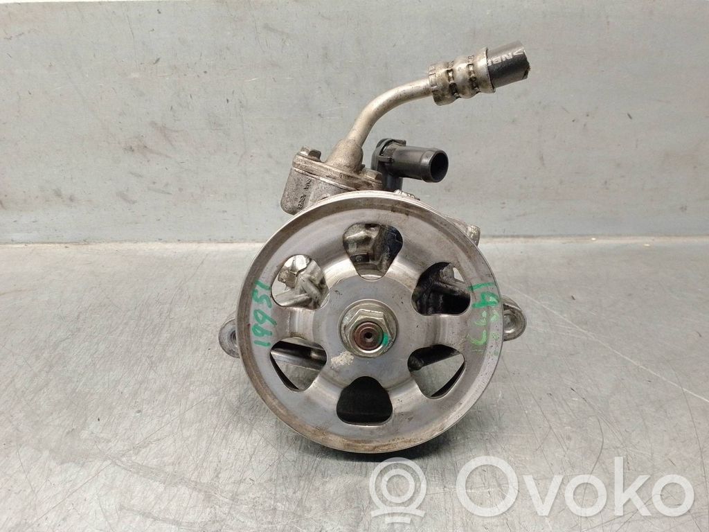 Honda Civic Ohjaustehostimen pumppu