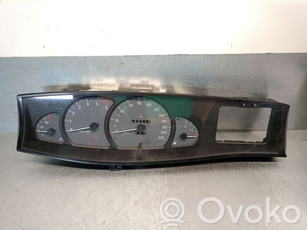 Opel Omega B2 Vitezometru (grup de instrumente) 