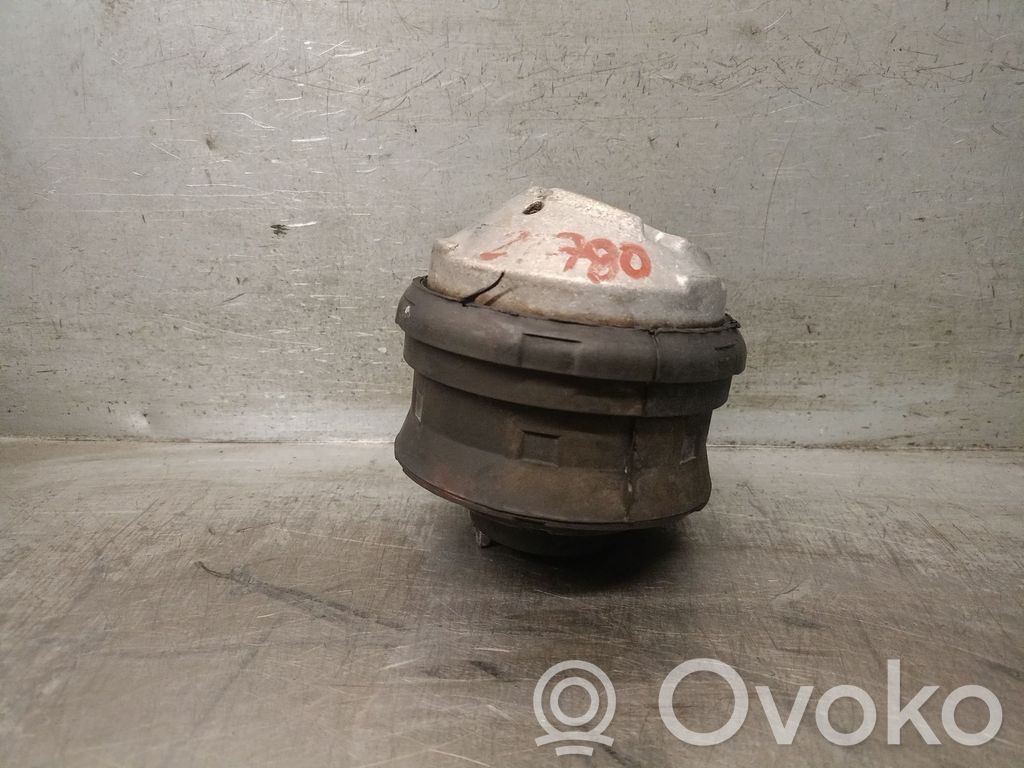 Wspornik / Mocowanie silnika   A2032401717,A2032401717