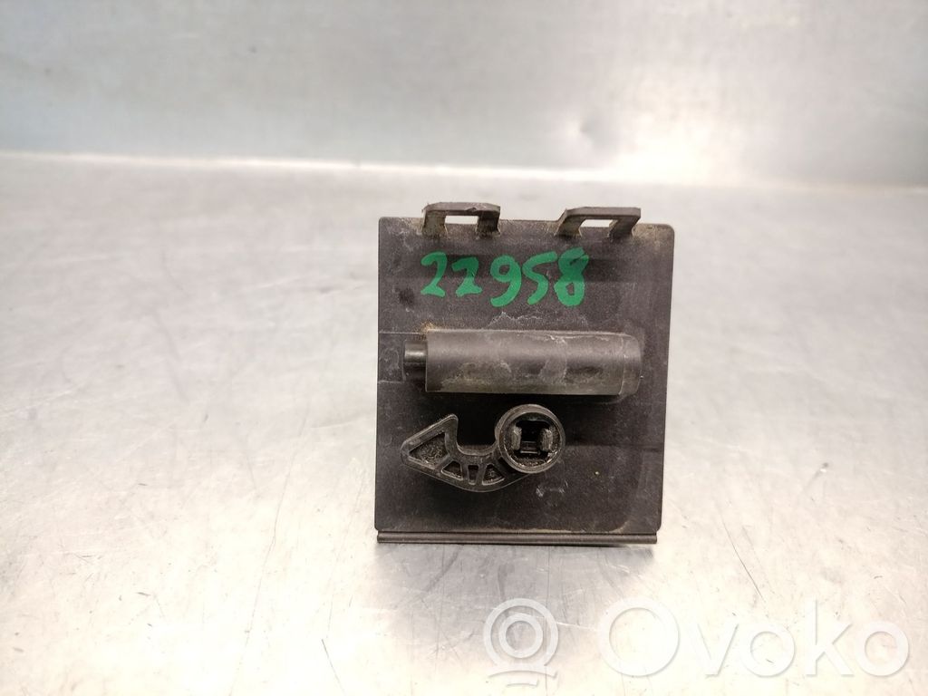 Mercedes-Benz B W247 Tappo del serbatoio del carburante