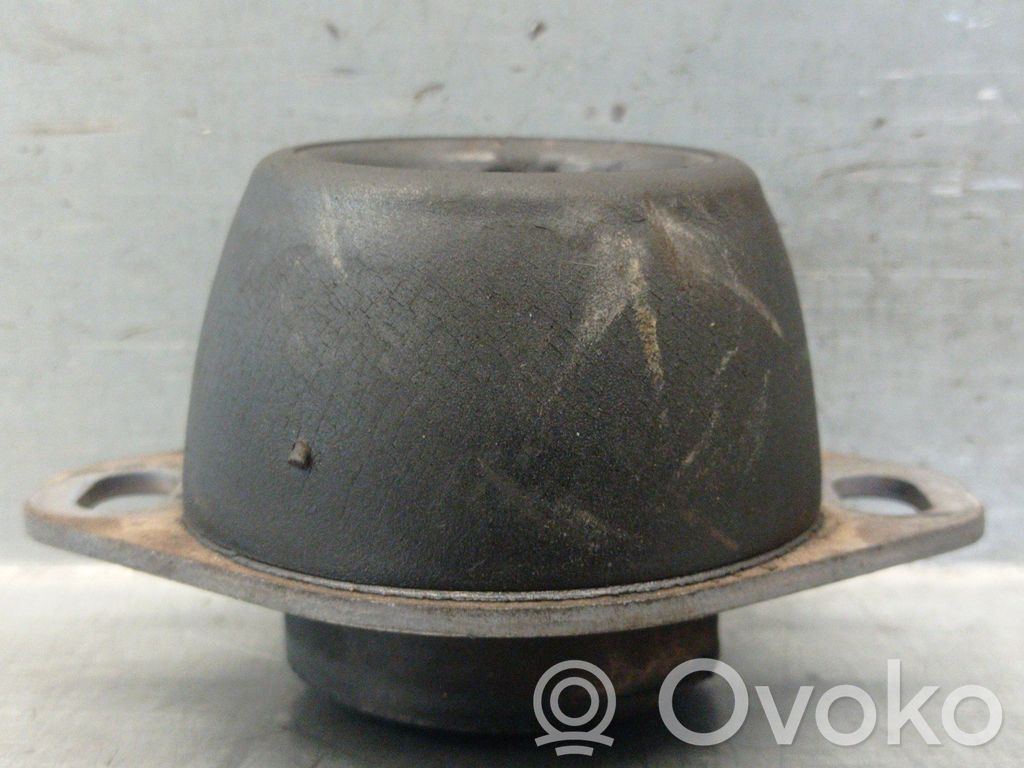 Citroen Berlingo Engine mount bracket 