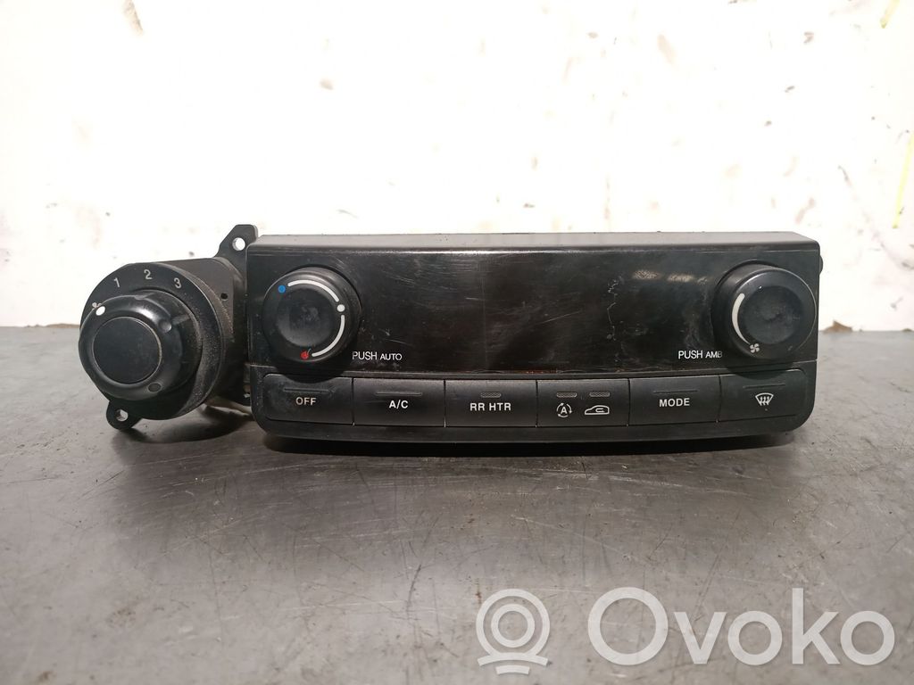 SsangYong Rodius Panel klimatyzacji 