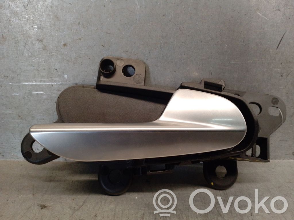 Jeep Avenger Manecilla interna puerta trasera 