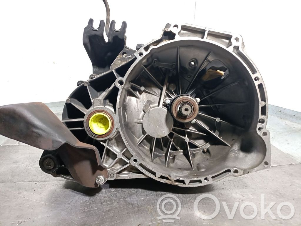 Manualna 5-biegowa skrzynia biegów   6M5R7002ZA,1477480,T1GD2051206140546