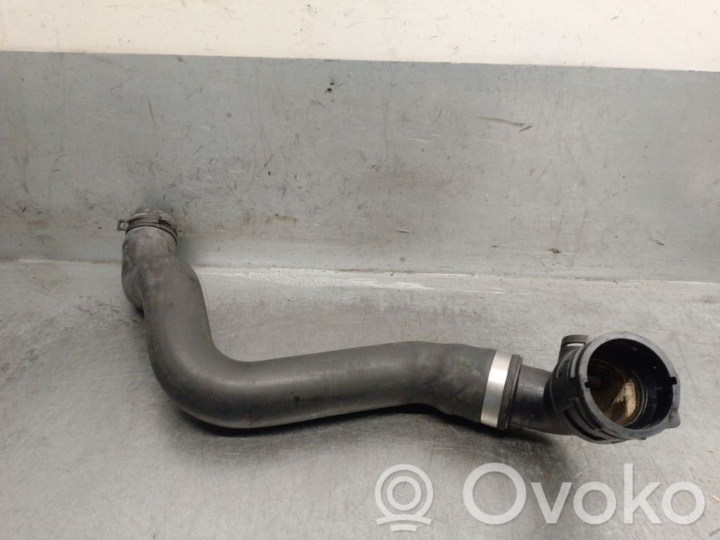 Audi Q7 4L Ilmastointilaitteen putki (A/C) 