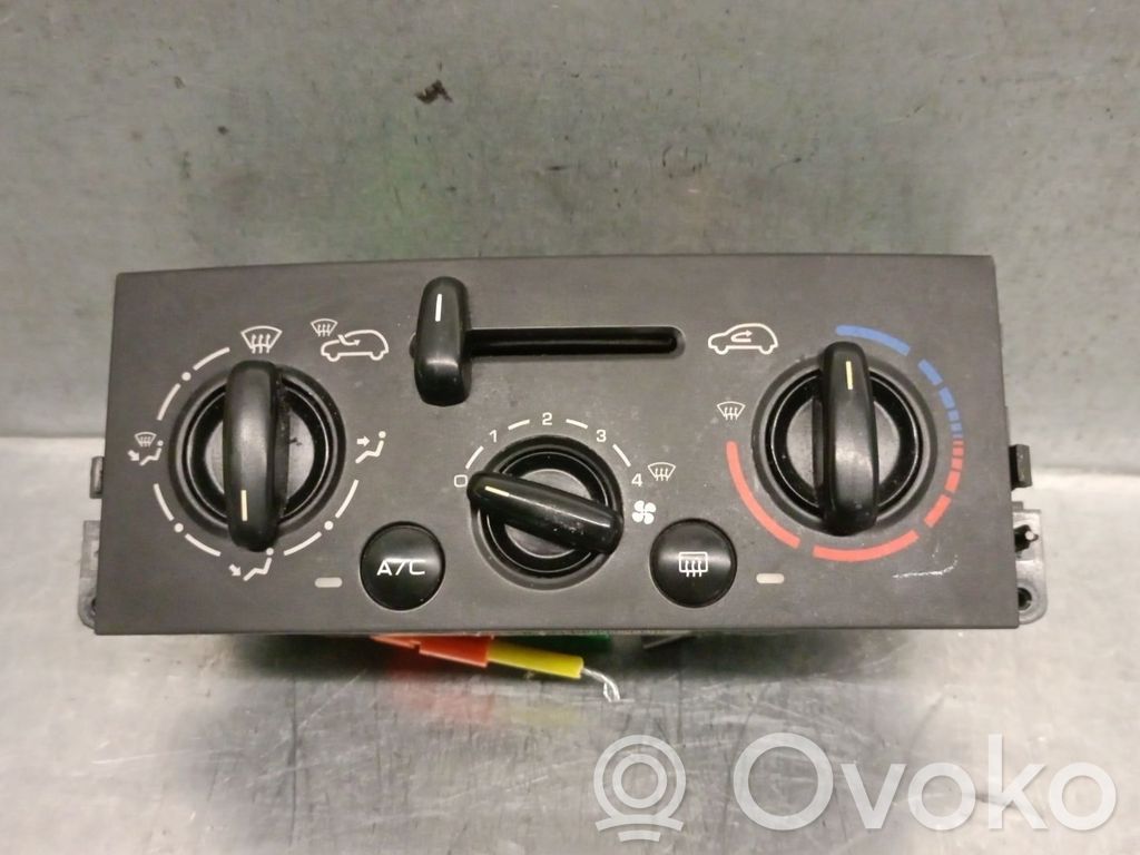Peugeot 207 Air conditioner control unit module 