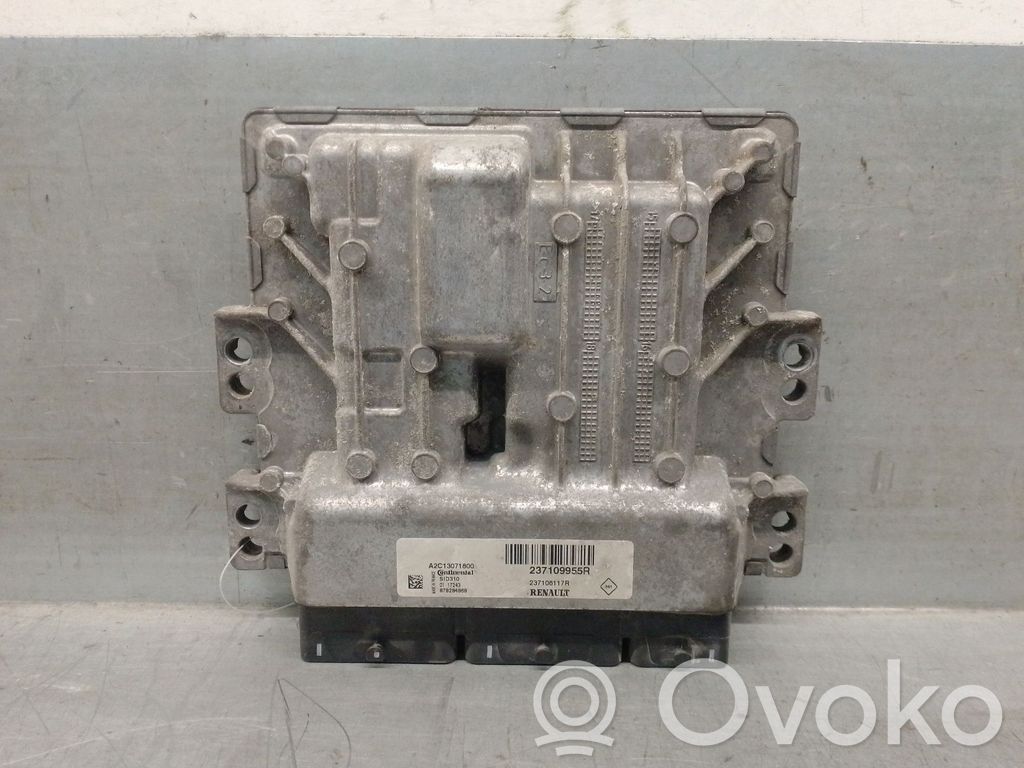 Renault Master III Engine control unit/module 