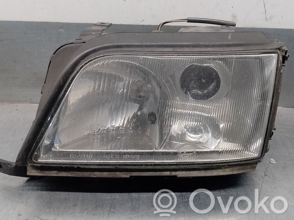 Audi A6 S6 C4 4A Scheinwerfer 