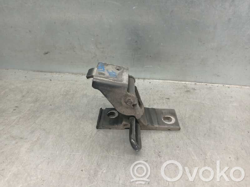 Audi A8 S8 D2 4D Tailgate/trunk/boot hinge 