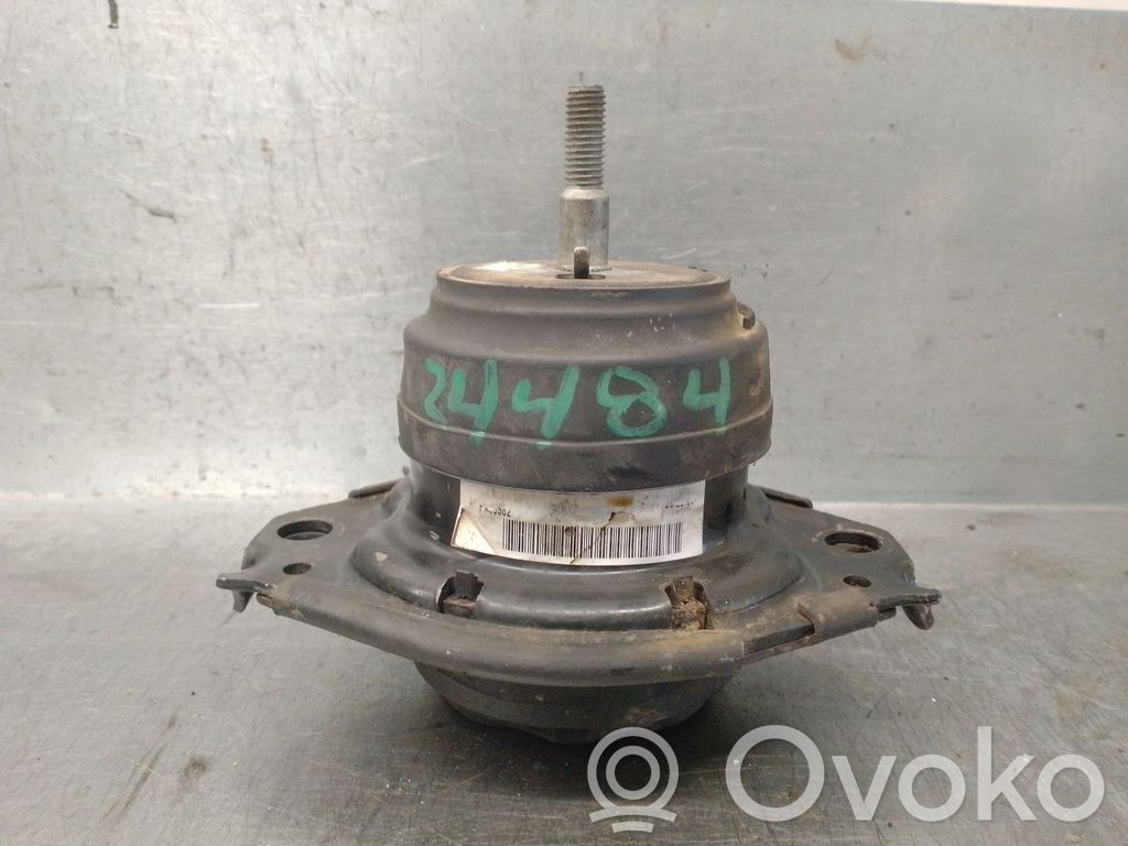 Jeep Grand Cherokee Dzinēja spilvens 