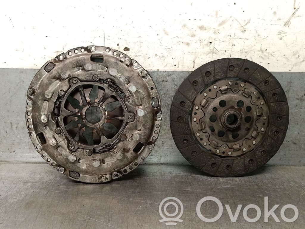 Volkswagen Transporter - Caravelle T5 Kit ambreiaj 